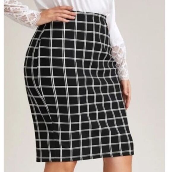 ELLE BLACK BODYCON SKIRT  - Picture 1 of 6